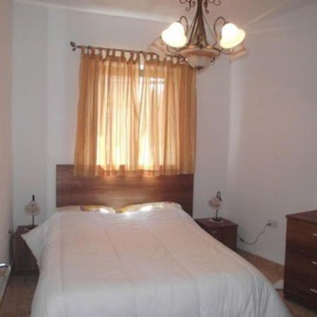 May Flower: Modern Flat Close To Airport/Bus Stops Tarxien Exterior foto