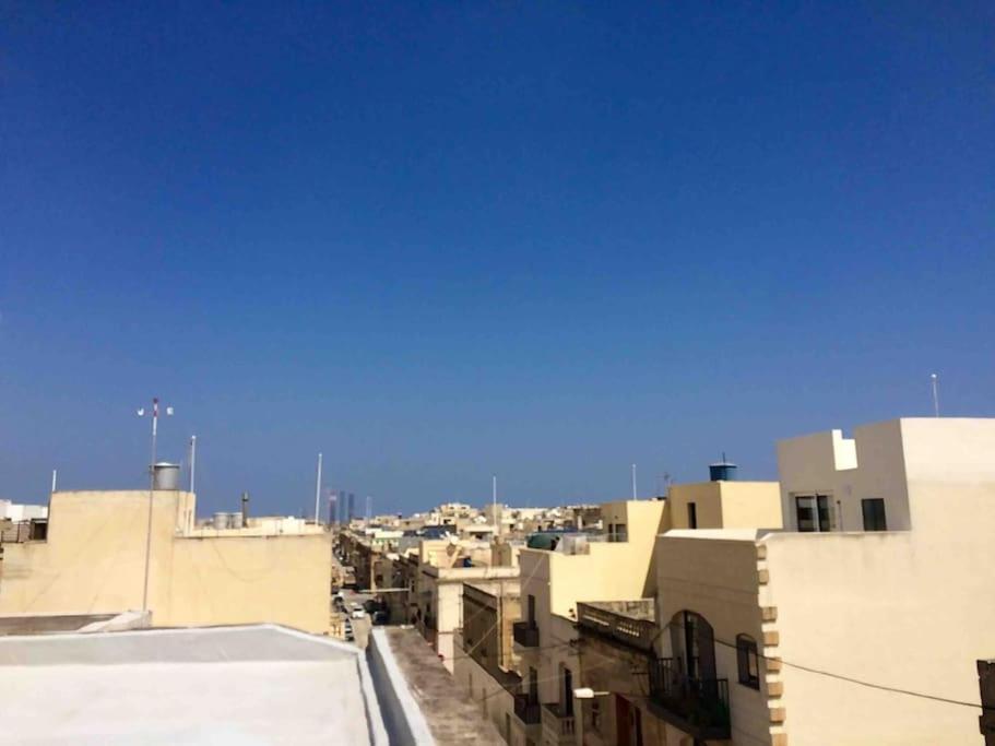 May Flower: Modern Flat Close To Airport/Bus Stops Tarxien Exterior foto